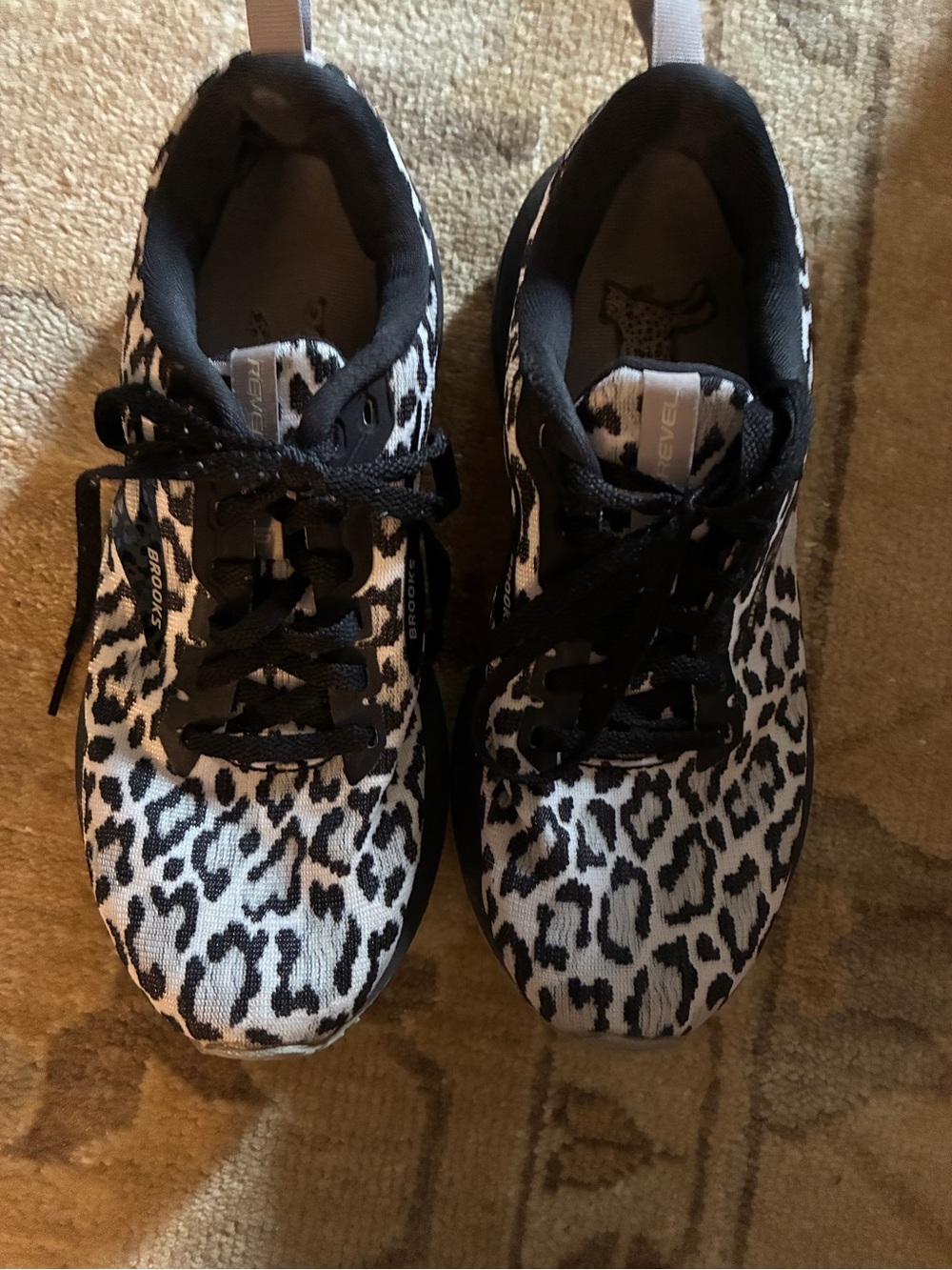 Brooks Leopard Print Women's Sneakers - Black & White